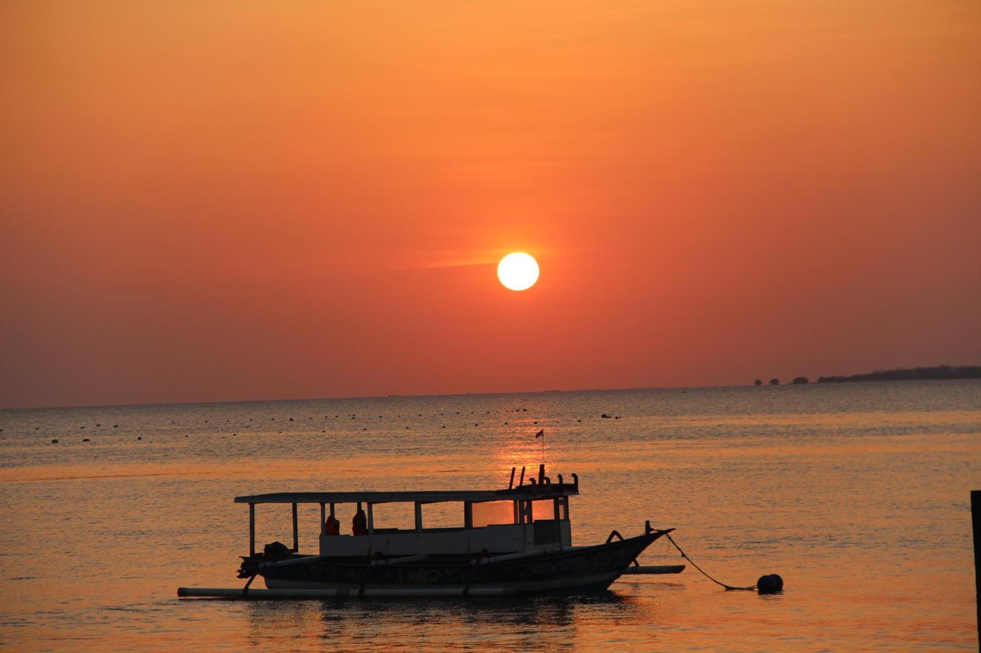 Pondok Wisata Gili Lampu Labuhan Pandan 外观 照片