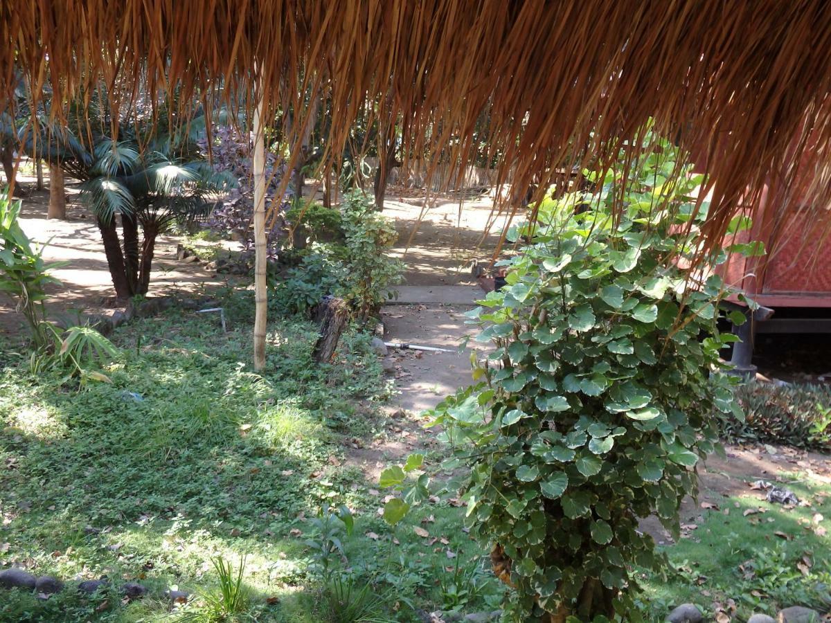 Pondok Wisata Gili Lampu Labuhan Pandan 外观 照片